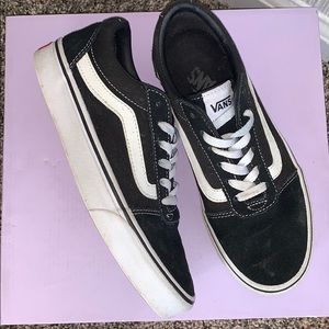 Ward Lo Suede Sneaker- Vans